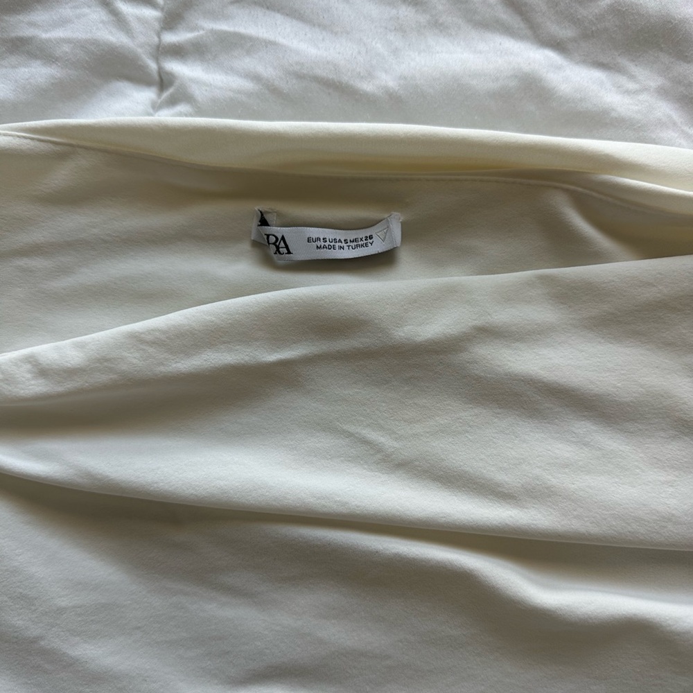 ZARA Ruched Top - Picture 2 of 5